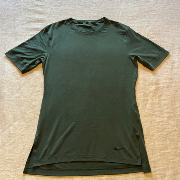 Nike Men's Medium/Small T-Shirt Ultra Soft - Picture 1 of 8